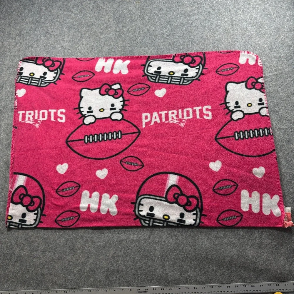 Hello Kitty Blanket New England Patriots Pink Fleece Throw 36x50 Northwest